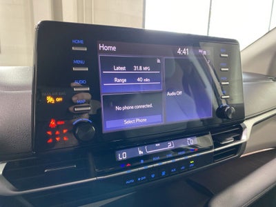 2022 Toyota Sienna LE 8 Passenger
