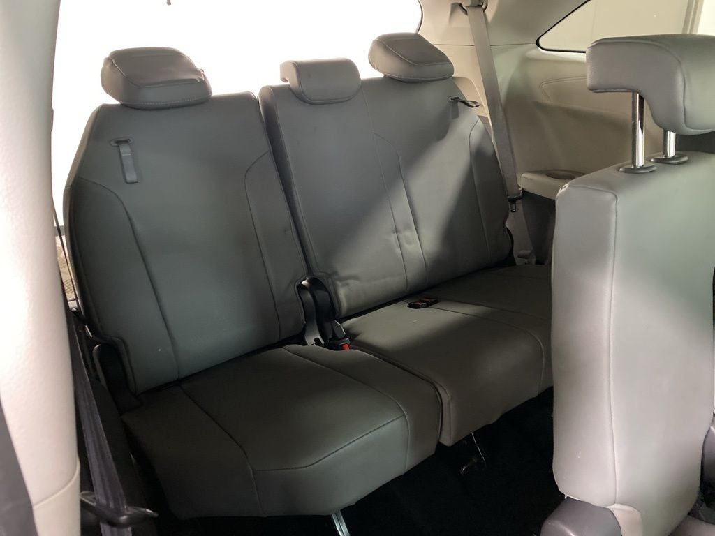 2021 Toyota Sienna XLE 7 Passenger