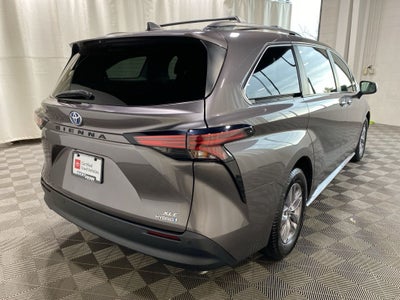 2021 Toyota Sienna XLE 7 Passenger