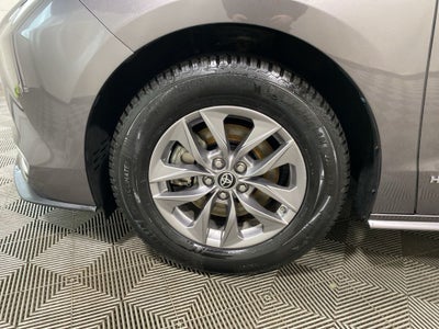 2021 Toyota Sienna XLE 7 Passenger