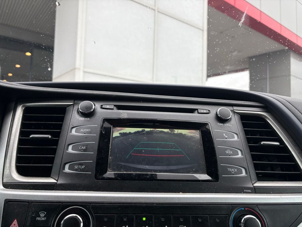 2017 Toyota Highlander LE