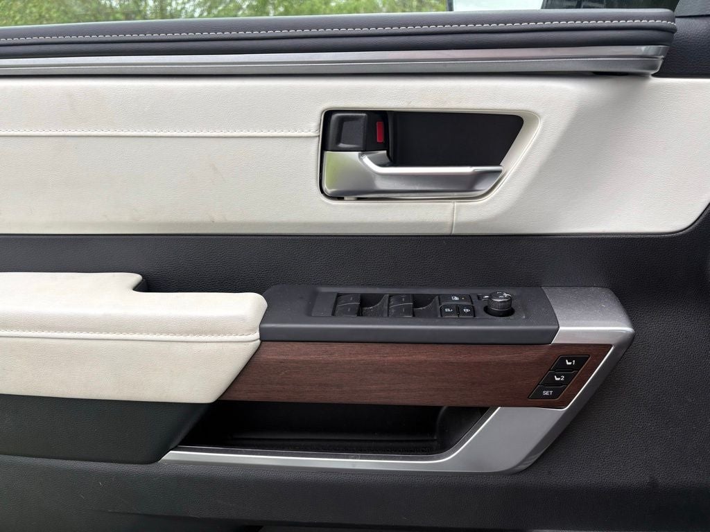 2023 Toyota Sequoia Capstone