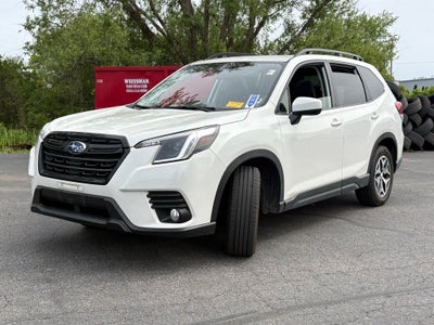 2023 Subaru Forester Premium