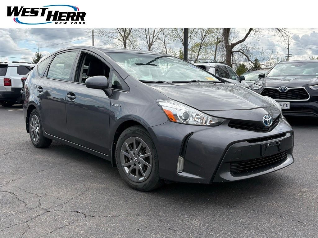 2017 Toyota Prius v Four