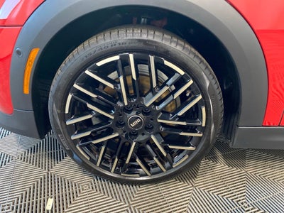 2025 MINI Cooper Iconic