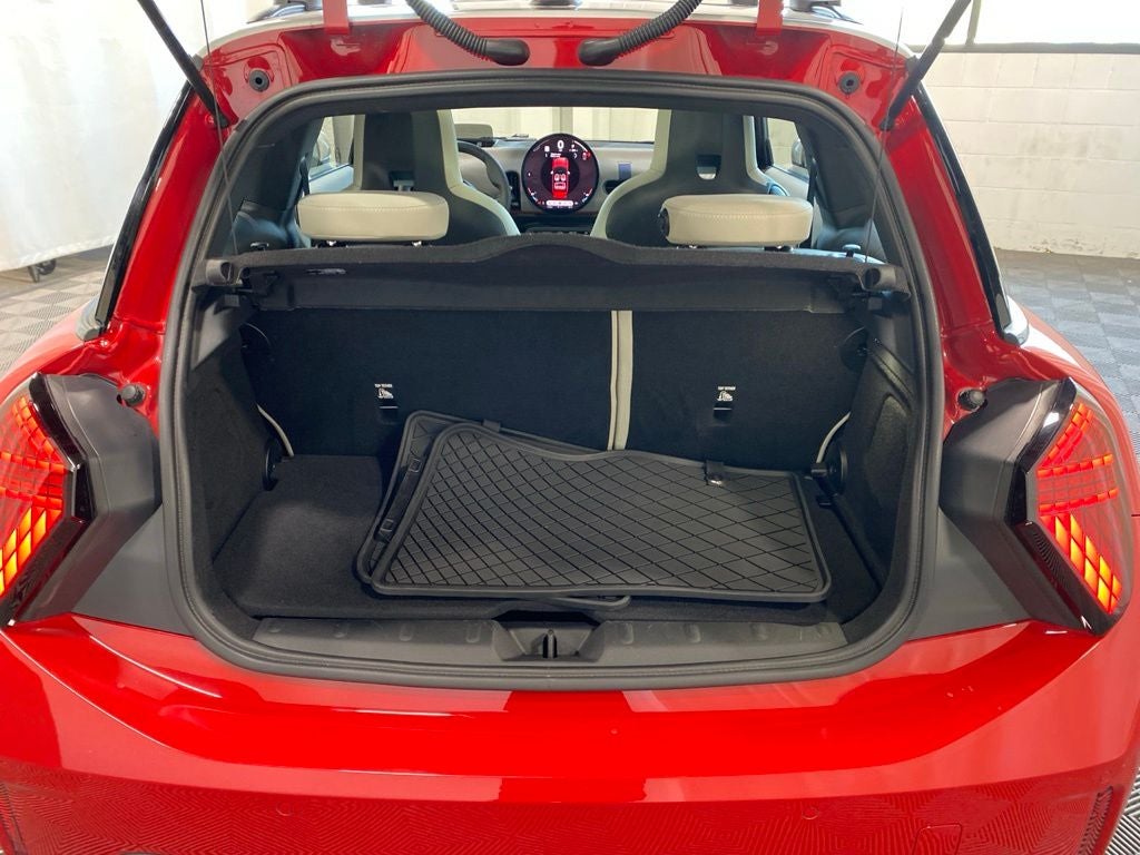 2025 MINI Cooper Iconic