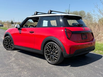2025 MINI Cooper Iconic