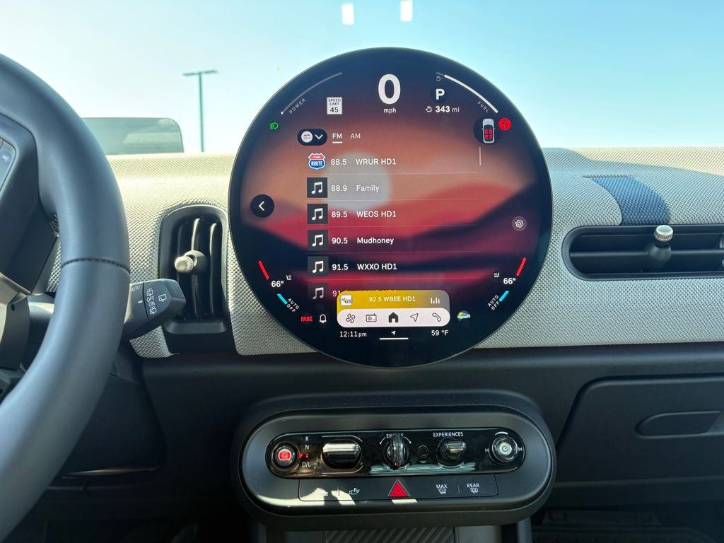 2025 MINI Cooper Iconic