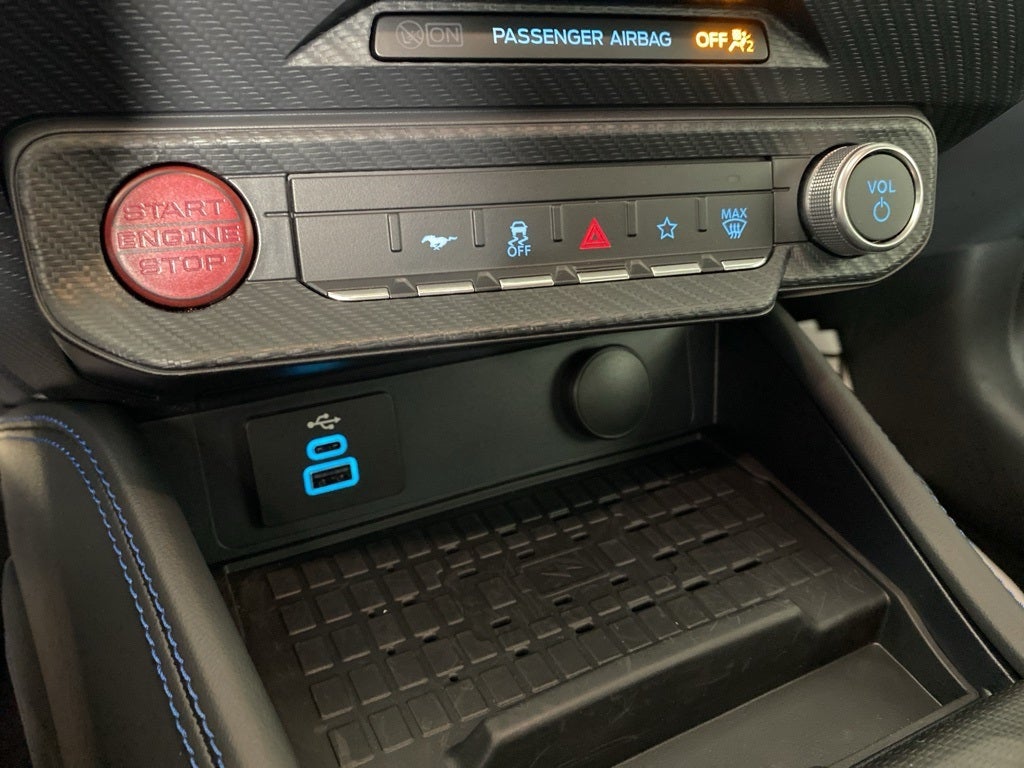 2024 Ford Mustang Dark Horse