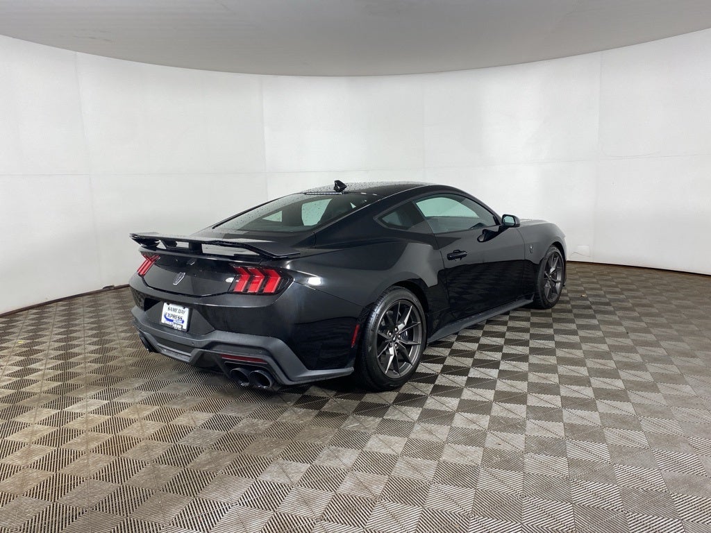 2024 Ford Mustang Dark Horse