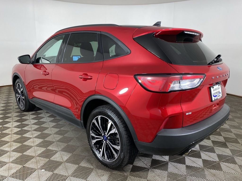 2021 Ford Escape Hybrid SE