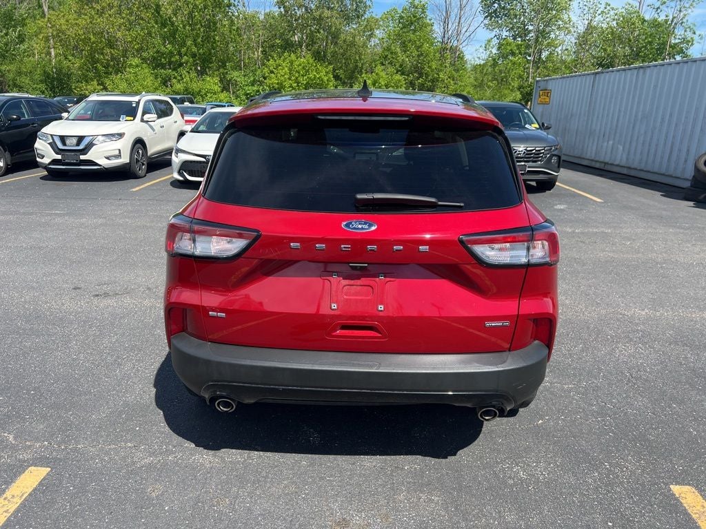 2021 Ford Escape Hybrid SE