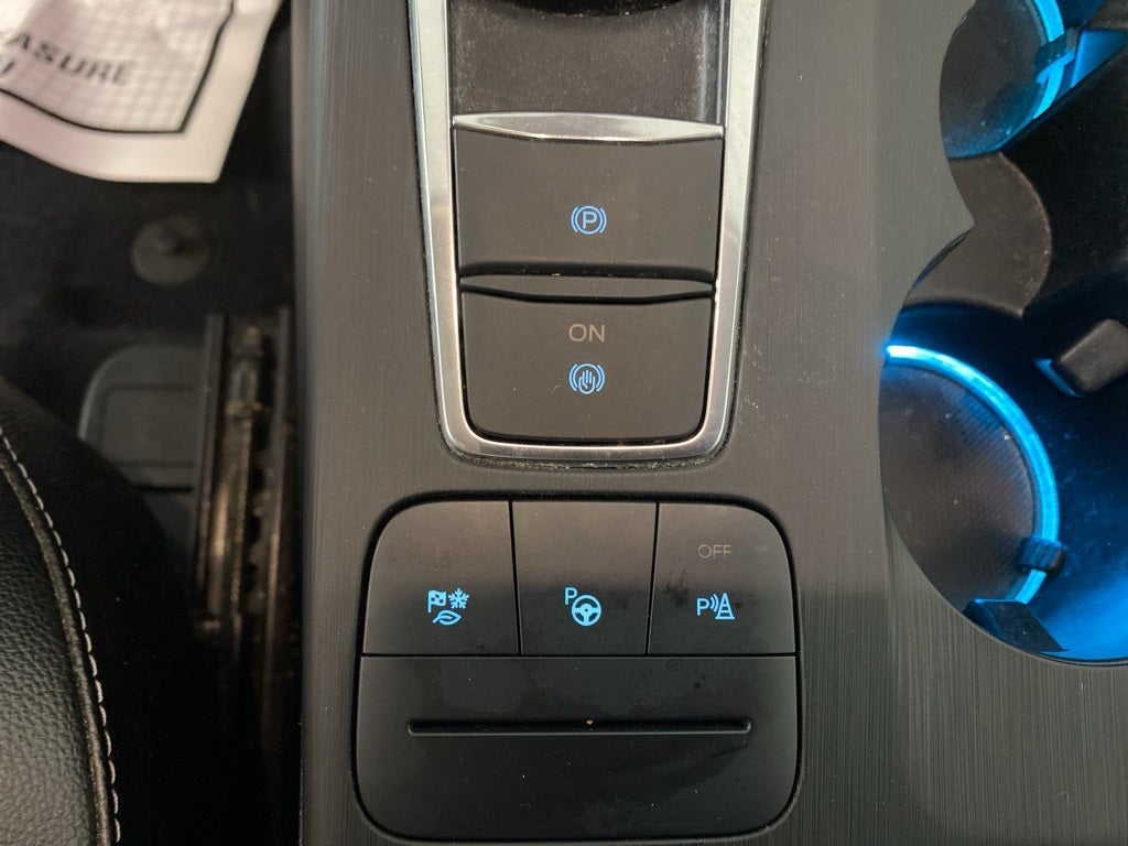 2020 Ford Escape Titanium Hybrid