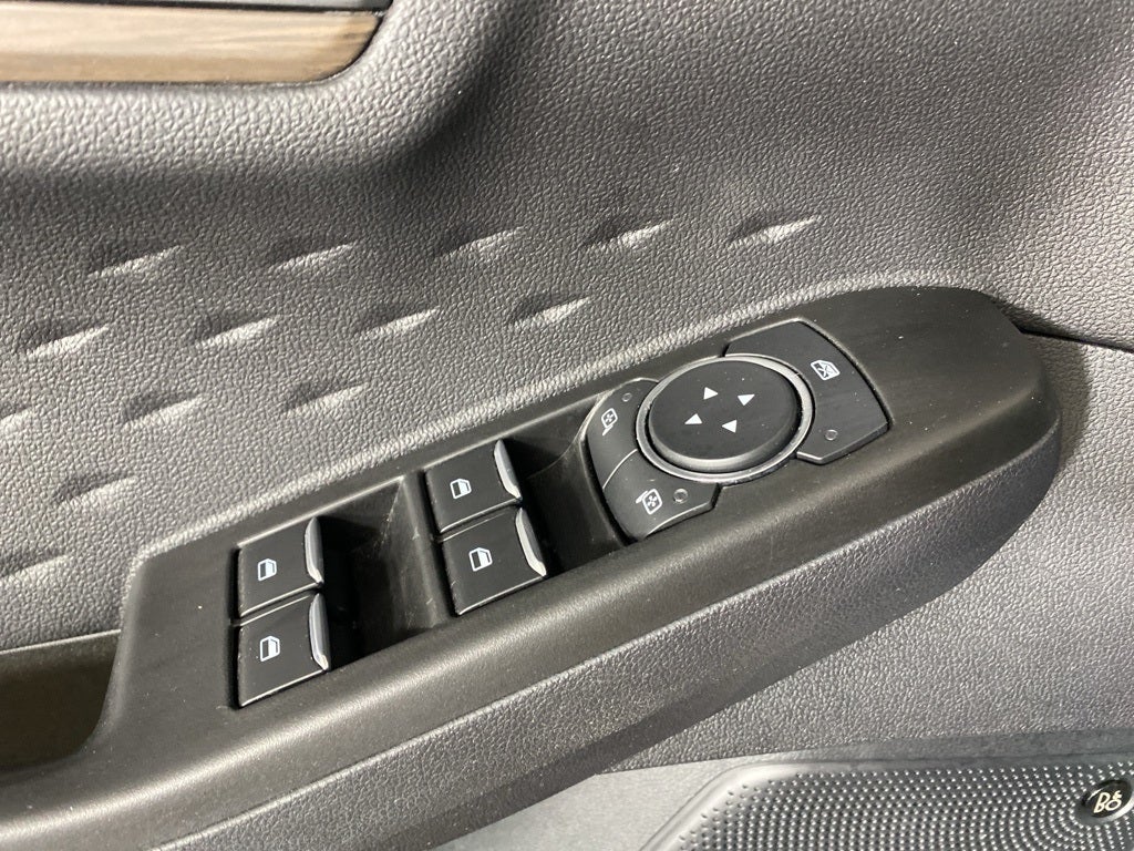 2020 Ford Escape Titanium Hybrid