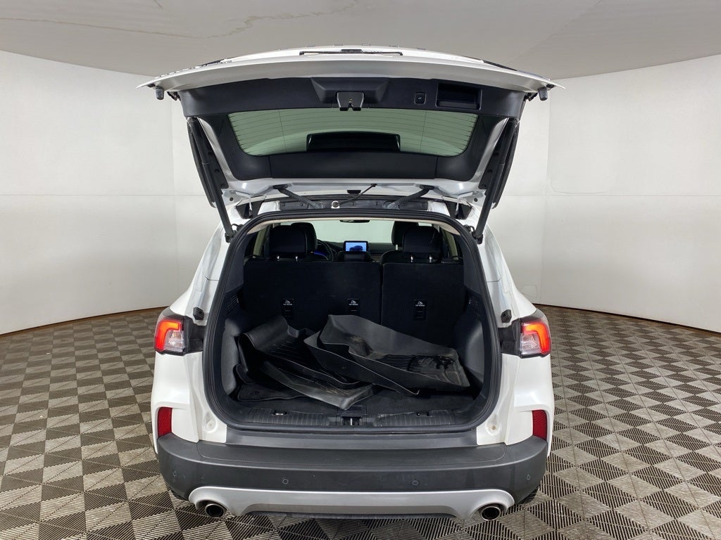 2020 Ford Escape Titanium Hybrid