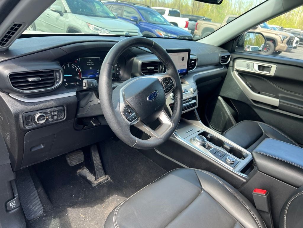 2024 Ford Explorer XLT