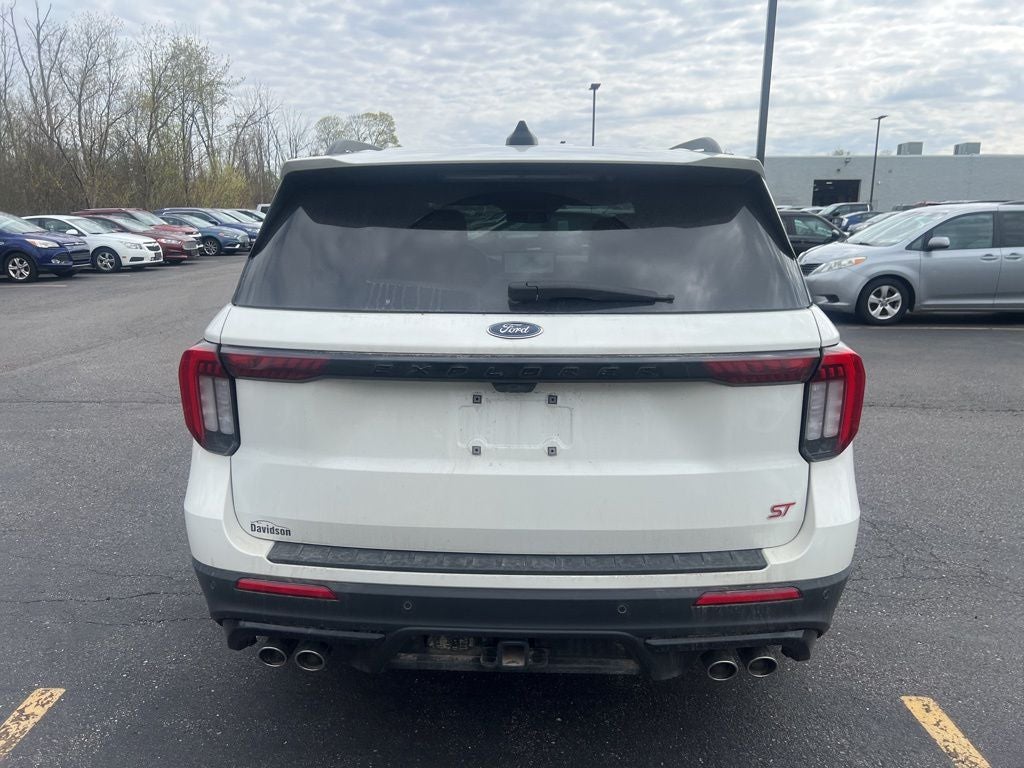 2025 Ford Explorer ST