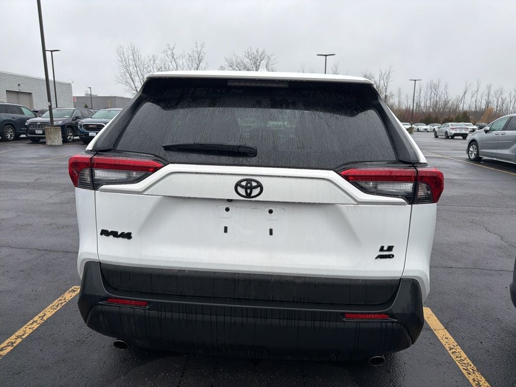 2023 Toyota RAV4 LE