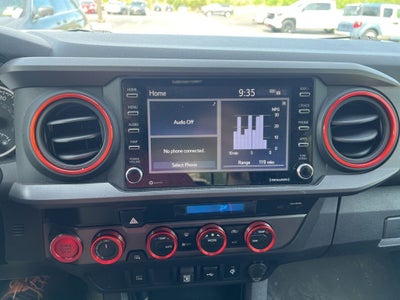 2022 Toyota Tacoma TRD Off-Road V6