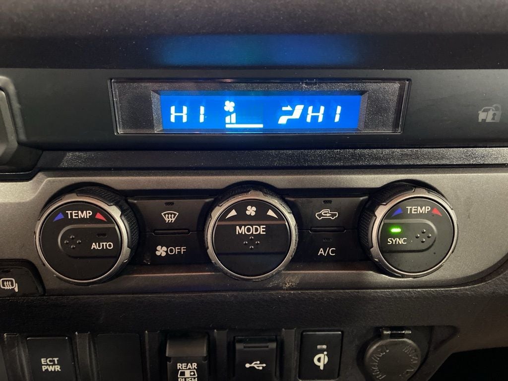 2023 Toyota Tacoma TRD Sport V6