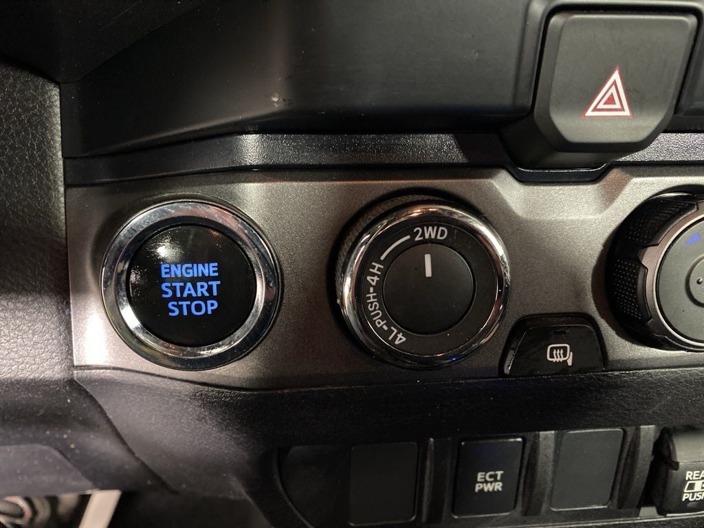 2023 Toyota Tacoma TRD Sport V6