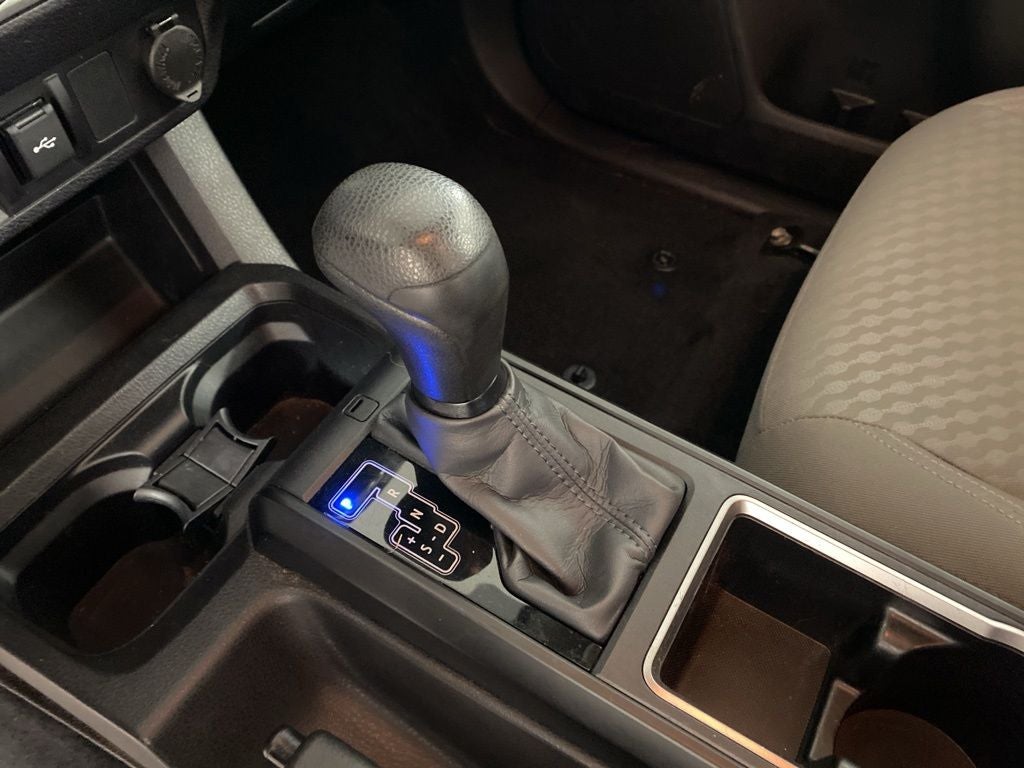 2023 Toyota Tacoma SR V6