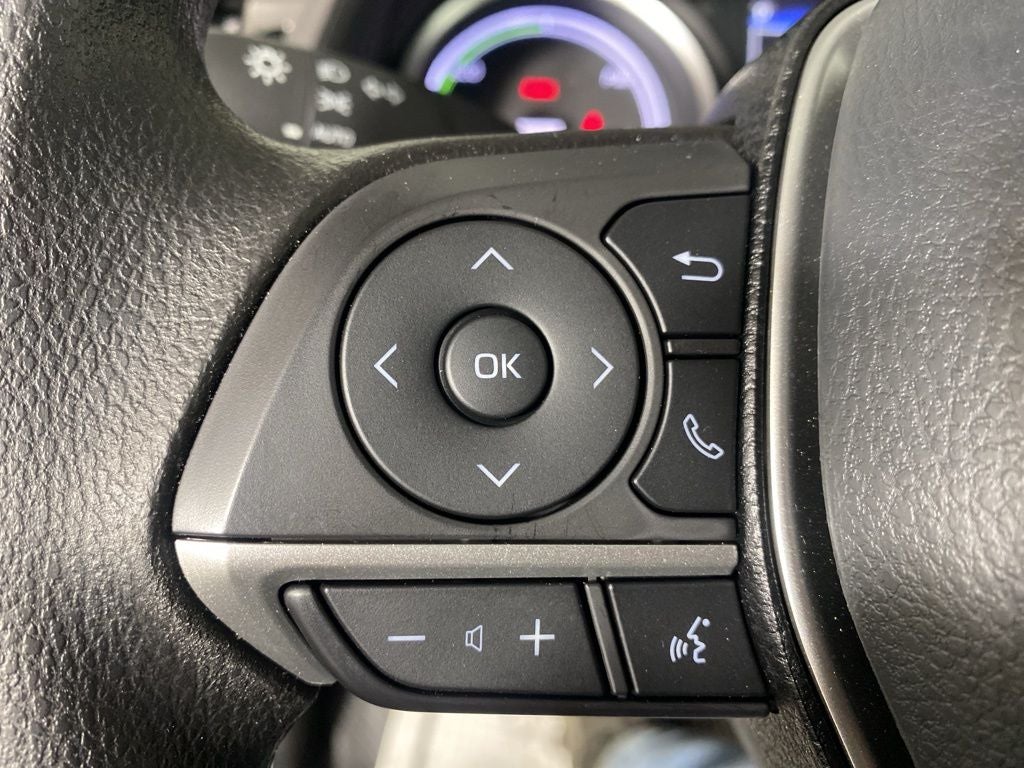 2024 Toyota Camry Hybrid LE