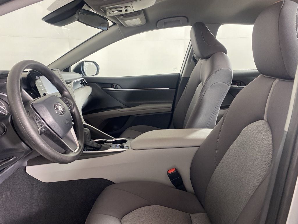 2024 Toyota Camry Hybrid LE