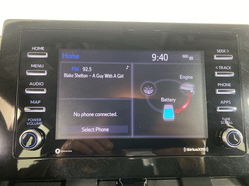 2024 Toyota Camry Hybrid LE