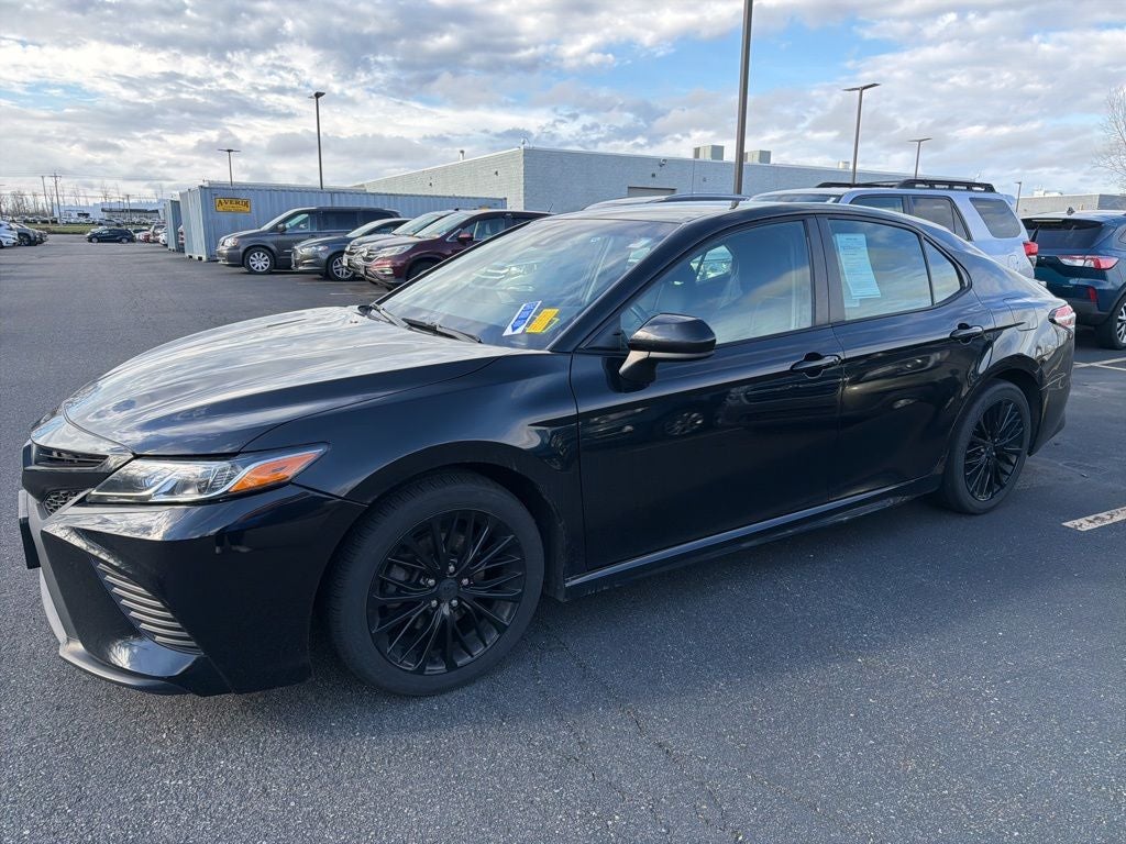 2020 Toyota Camry SE Nightshade