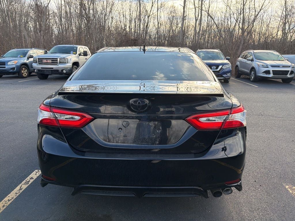 2020 Toyota Camry SE Nightshade