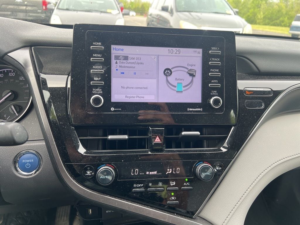 2024 Toyota Camry Hybrid SE