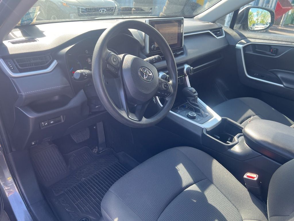 2023 Toyota RAV4 Hybrid LE