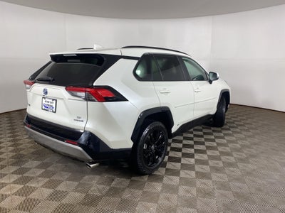 2022 Toyota RAV4 Hybrid SE