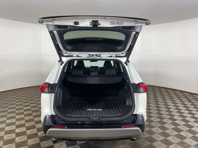 2022 Toyota RAV4 Hybrid SE