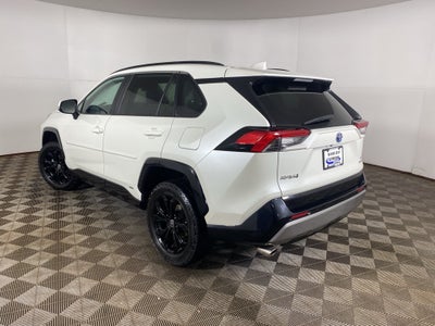2022 Toyota RAV4 Hybrid SE