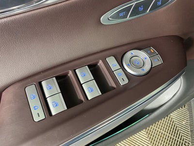 2024 Genesis GV70 2.5T
