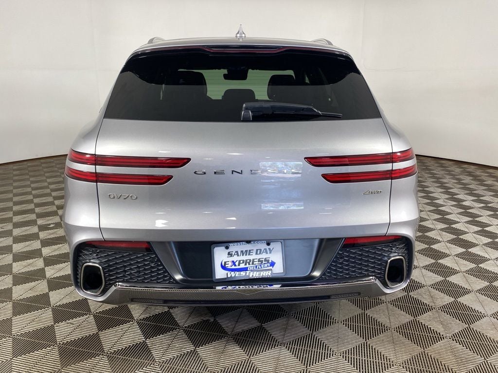 2024 Genesis GV70 2.5T