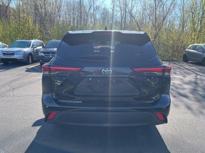 2021 Toyota Highlander L