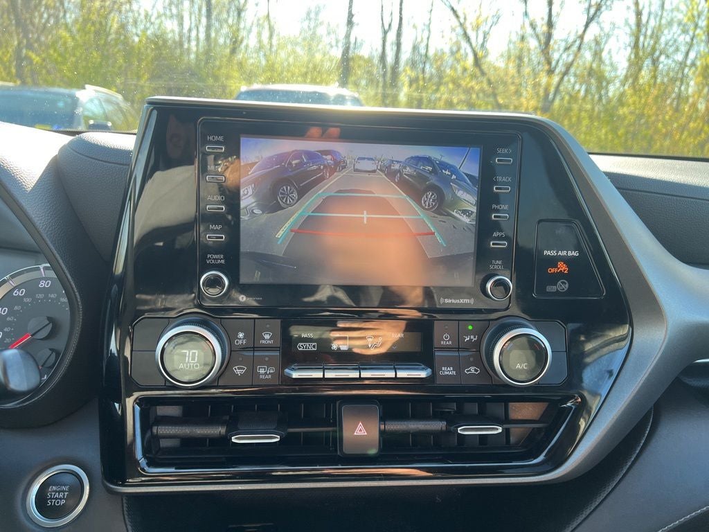 2021 Toyota Highlander L