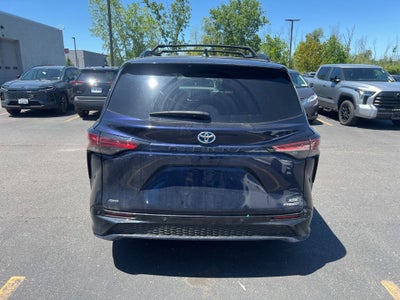 2023 Toyota Sienna XSE 7 Passenger