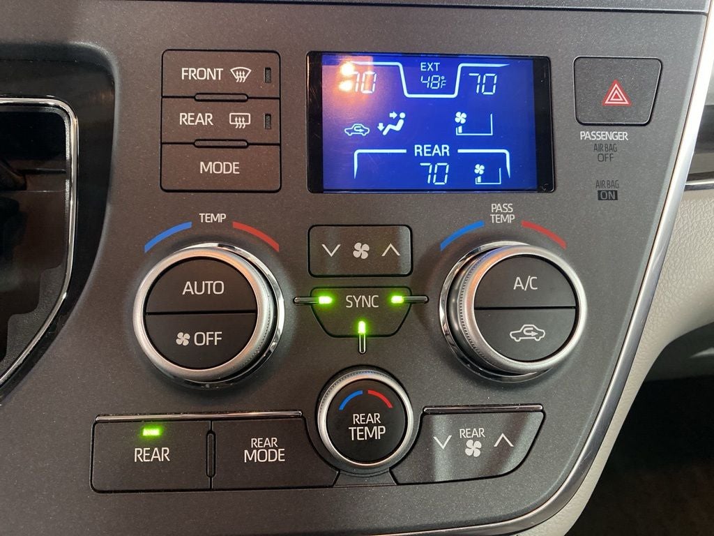 2018 Toyota Sienna XLE 7 Passenger