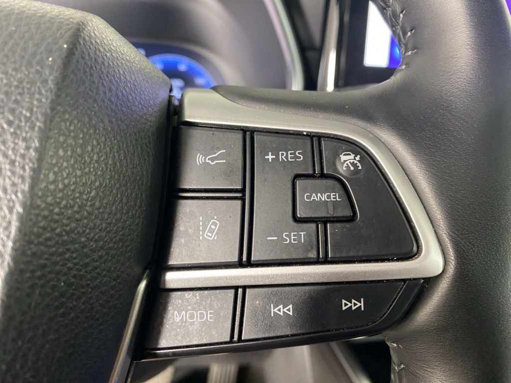 2023 Toyota Highlander Hybrid Platinum