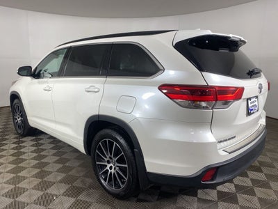 2018 Toyota Highlander SE
