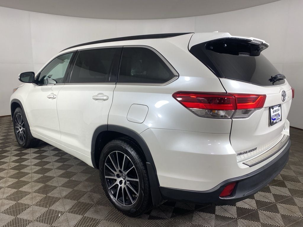 2018 Toyota Highlander SE