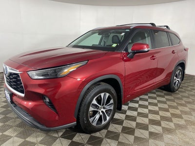2023 Toyota Highlander Hybrid XLE