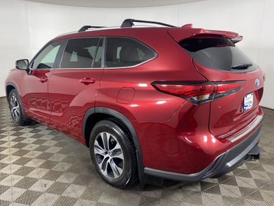 2023 Toyota Highlander Hybrid XLE