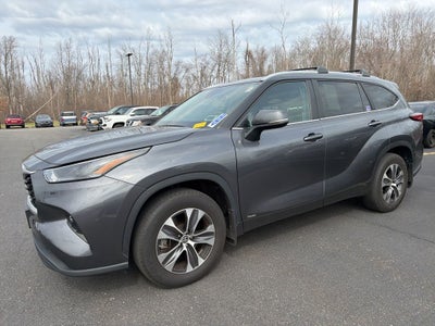 2023 Toyota Highlander Hybrid XLE