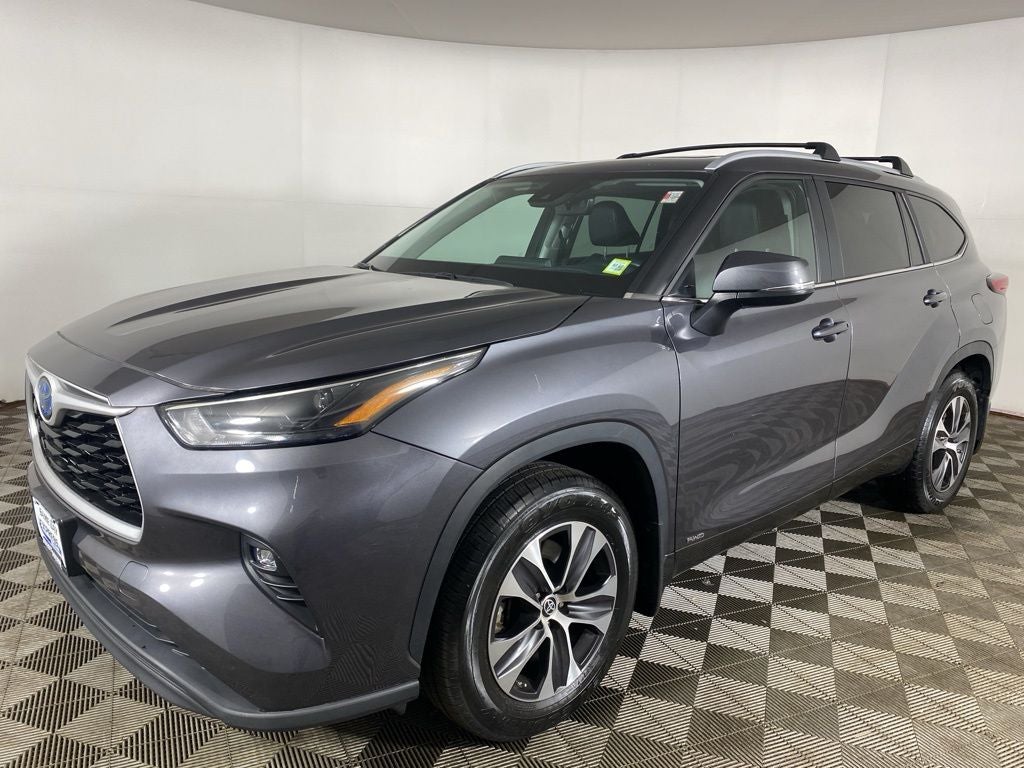 2023 Toyota Highlander Hybrid XLE