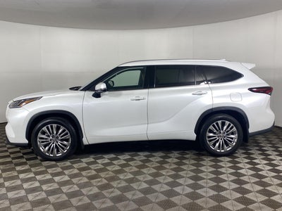 2026 Toyota Highlander Platinum